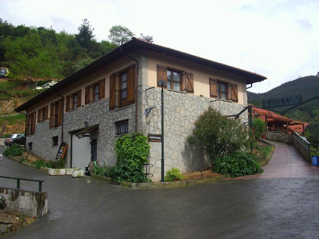 Agroturismo Ordaola Alonsotegi Esterno foto